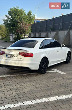Седан Audi A4 2014 в 