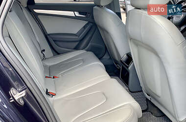 Седан Audi A4 2013 в 