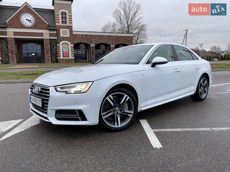Седан Audi A4 2016 в Киеве