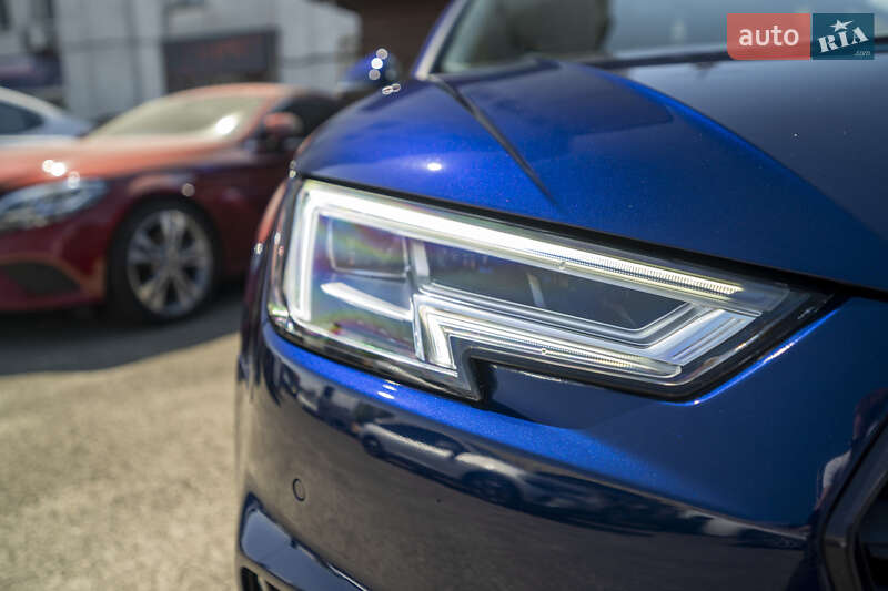 Седан Audi A4 2019 в Киеве