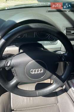 Седан Audi A4 2001 в 