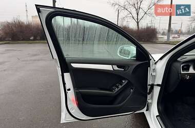 Универсал Audi A4 2015 в 