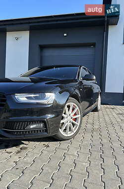 Седан Audi A4 2013 в 