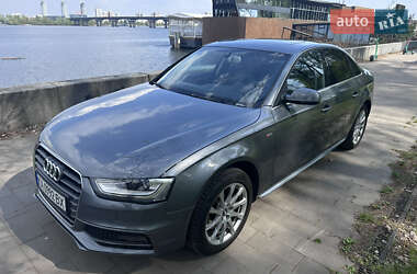 Седан Audi A4 2014 в Киеве