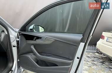 Седан Audi A4 2020 в 
