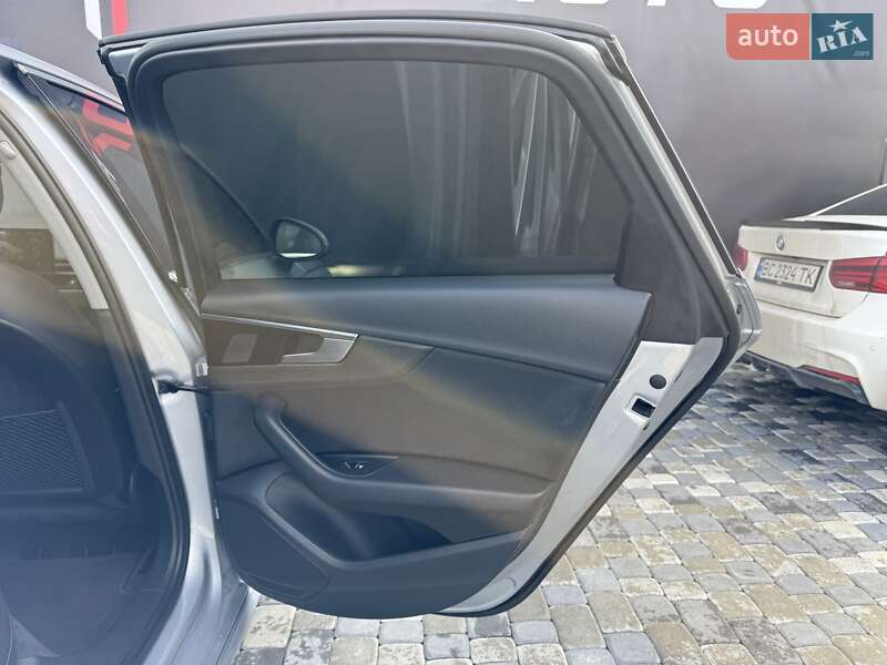Седан Audi A4 2020 в Львове