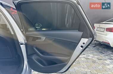 Седан Audi A4 2020 в 