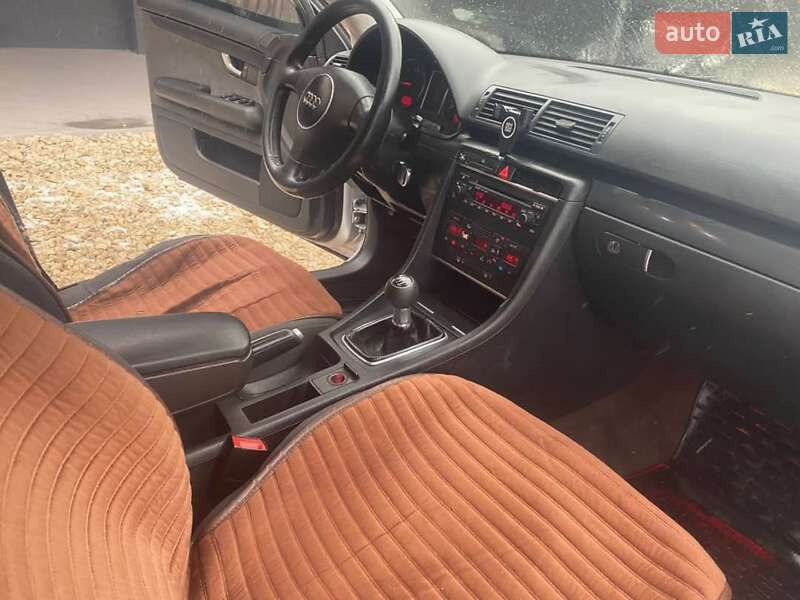 Универсал Audi A4 2002 в Почаеве фото 12 Универсал Audi A4 2002 в Почаеве