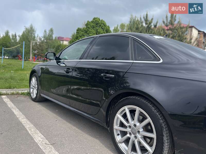 Седан Audi A4 2014 в Дружбе