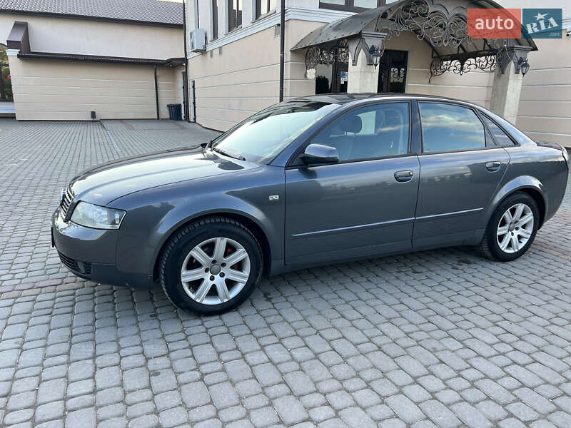 Седан Audi A4 2001 в Дунаевцах