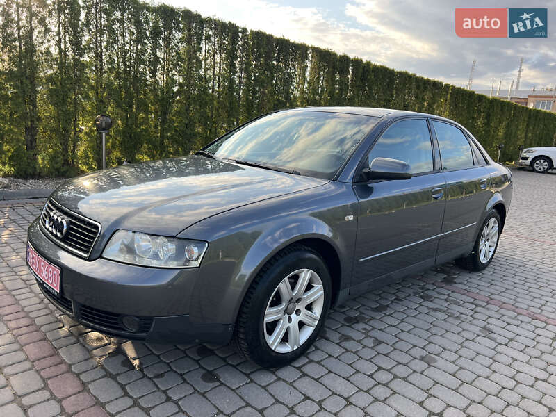 Седан Audi A4 2001 в Дунаевцах