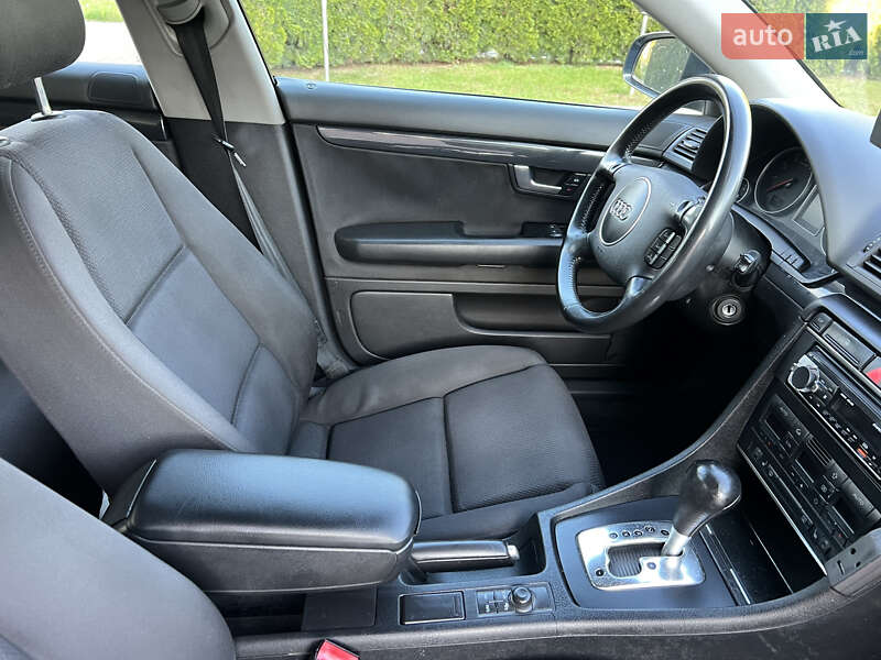 Седан Audi A4 2001 в Дунаевцах