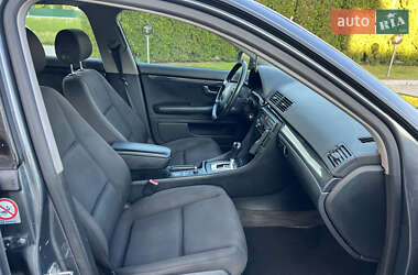 Седан Audi A4 2001 в 