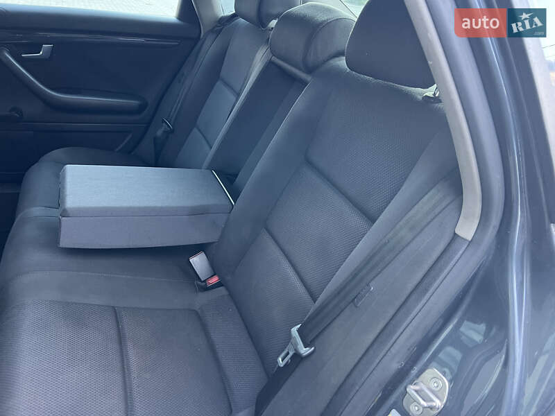 Седан Audi A4 2001 в Дунаевцах