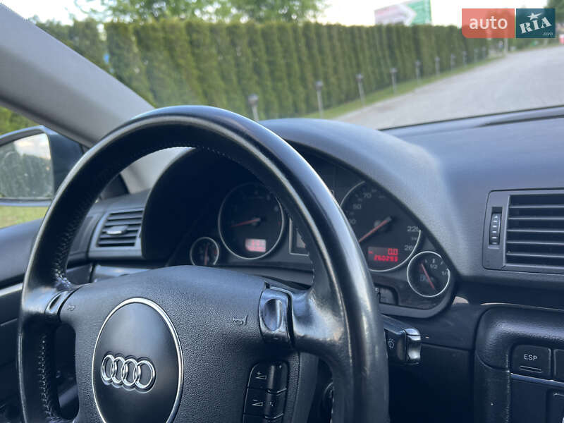 Седан Audi A4 2001 в Дунаевцах