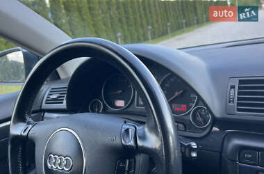 Седан Audi A4 2001 в 
