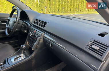Седан Audi A4 2001 в 