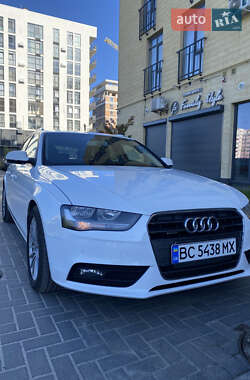 Універсал Audi A4 2014 в Львові