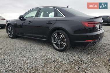 Седан Audi A4 2018 в 