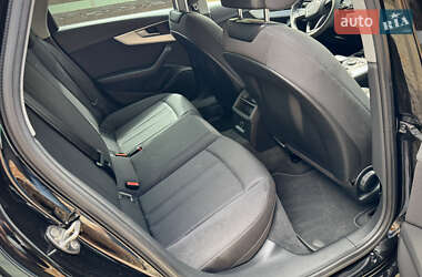 Седан Audi A4 2018 в 