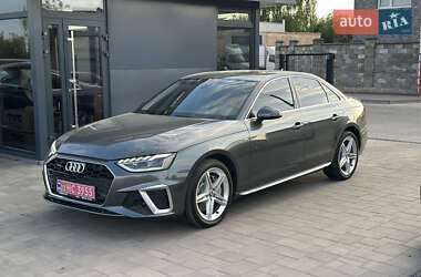 Седан Audi A4 2020 в 