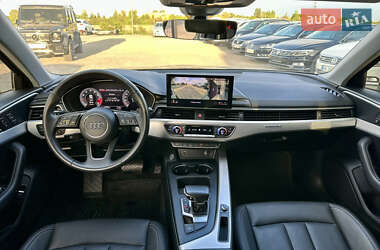 Седан Audi A4 2020 в 
