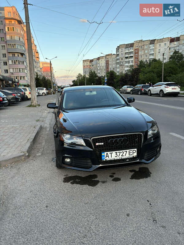 Седан Audi A4 2010 в 