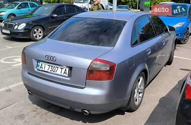 Седан Audi A4 2004 в 