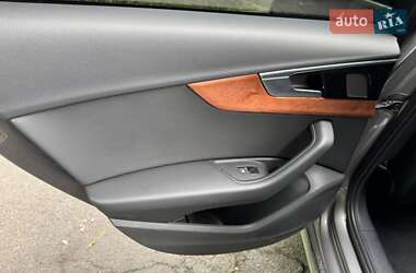 Седан Audi A4 2021 в 