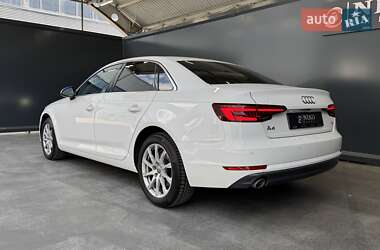 Седан Audi A4 2017 в 
