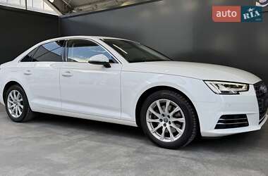 Седан Audi A4 2017 в 