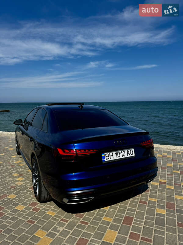 Седан Audi A4 2020 в Одессе