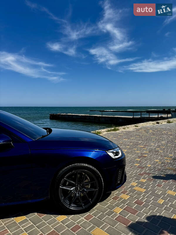 Седан Audi A4 2020 в Одессе