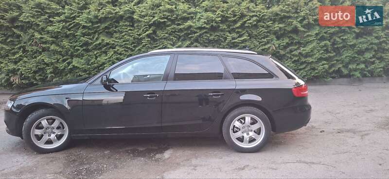 Универсал Audi A4 2013 в Корсуне-Шевченковском