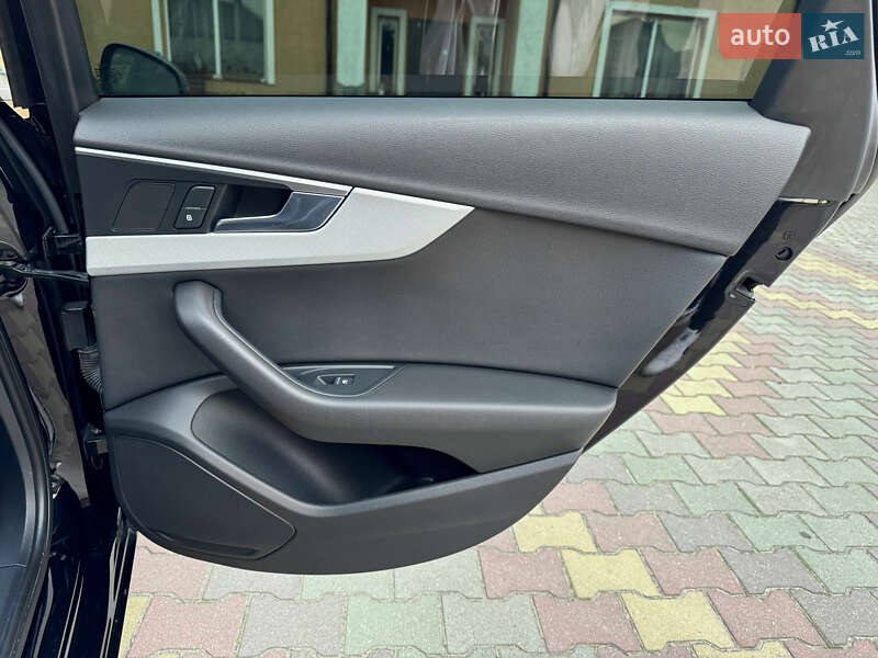 Седан Audi A4 2016 в Самборе