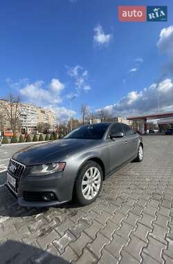 Седан Audi A4 2012 в 