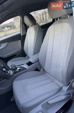 Універсал Audi A4 2020 в 