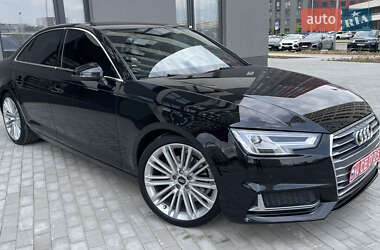 Седан Audi A4 2019 в 