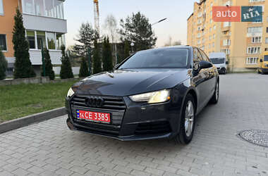 Седан Audi A4 2018 в Львові