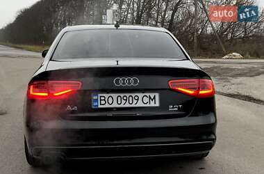 Седан Audi A4 2015 в 