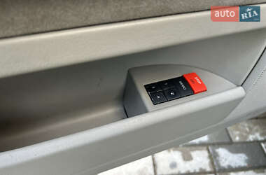 Универсал Audi A4 2004 в 