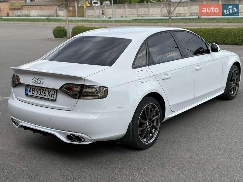 Седан Audi A4 2009 в Виннице