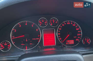 Седан Audi A4 1999 в 