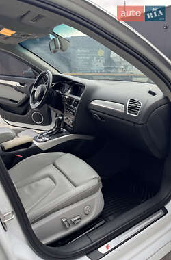 Седан Audi A4 2013 в 