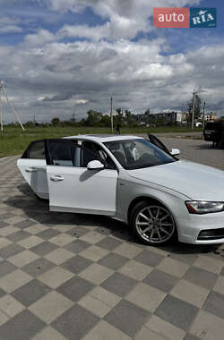 Седан Audi A4 2013 в 