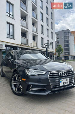 Седан Audi A4 2017 в Ивано-Франковске