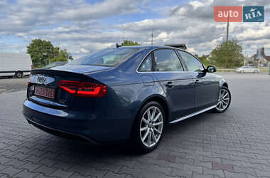 Седан Audi A4 2015 в 