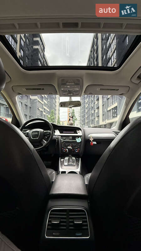 Седан Audi A4 2009 в Ивано-Франковске