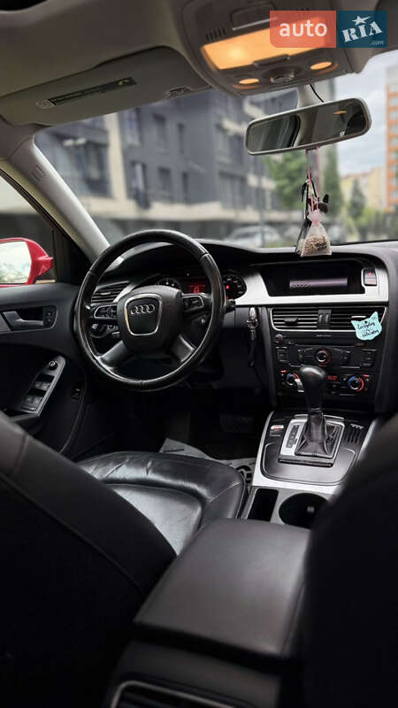 Седан Audi A4 2009 в Ивано-Франковске