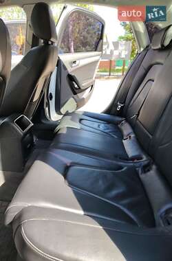 Седан Audi A4 2014 в 